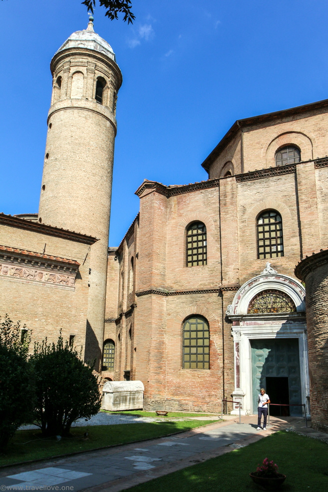02-Ravenna Basilika San Vitale
