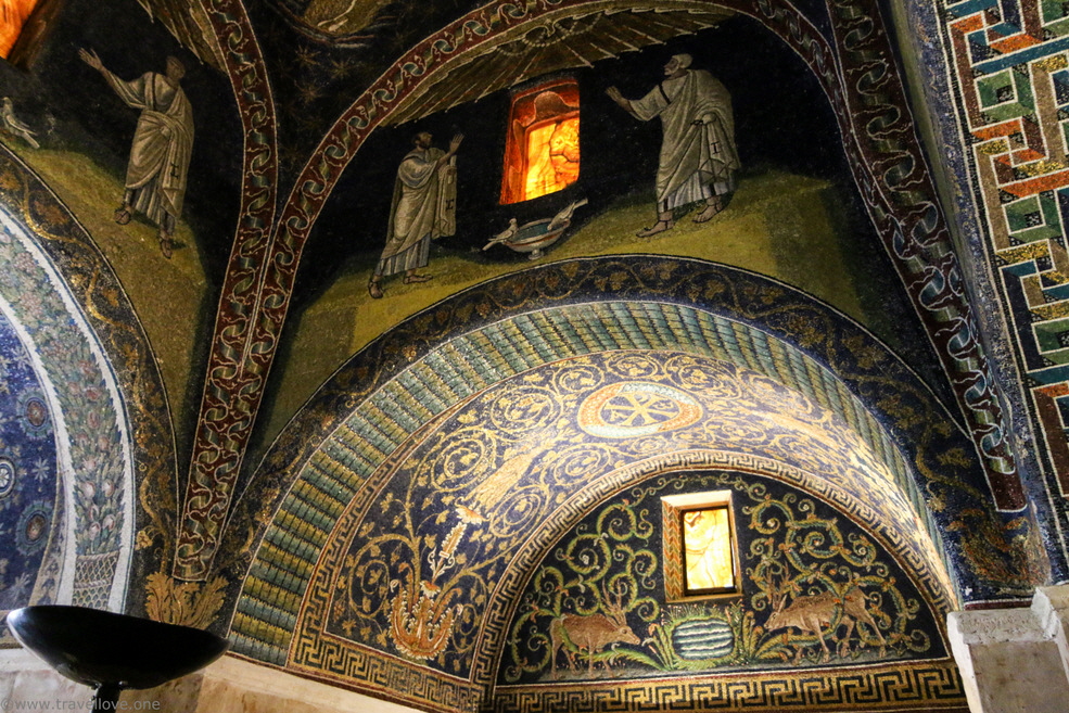 15- Ravenna Mausoleum Galla Placidia