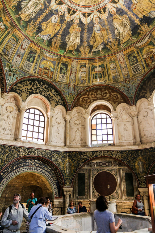 28- Ravenna Neonian Baptistery