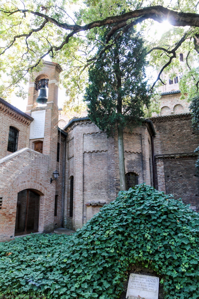 33- Ravenna Dante Alighieri Tomb