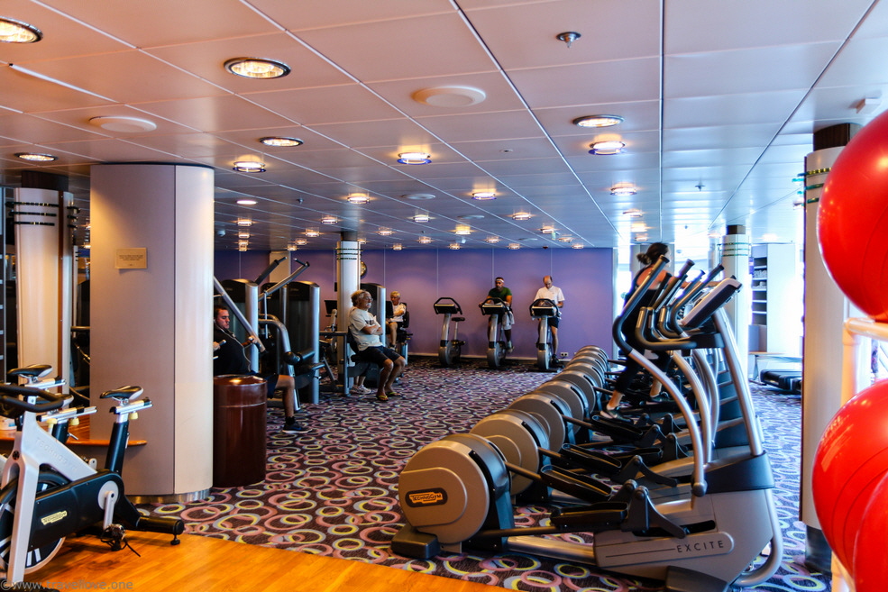 06- Celebrity Constellation Gym