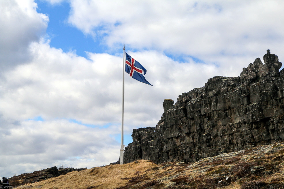 027 Thingvellir Iceland Law Rock