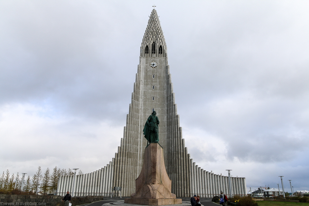 091 Hallgrimskirkja Iceland