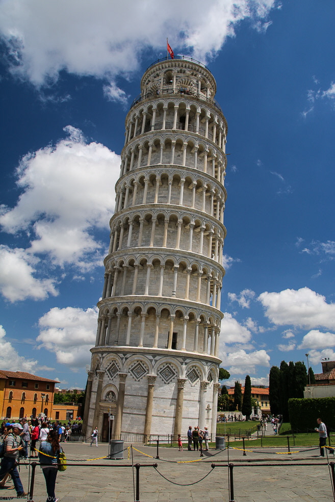 121 Pisa Leaning Tower