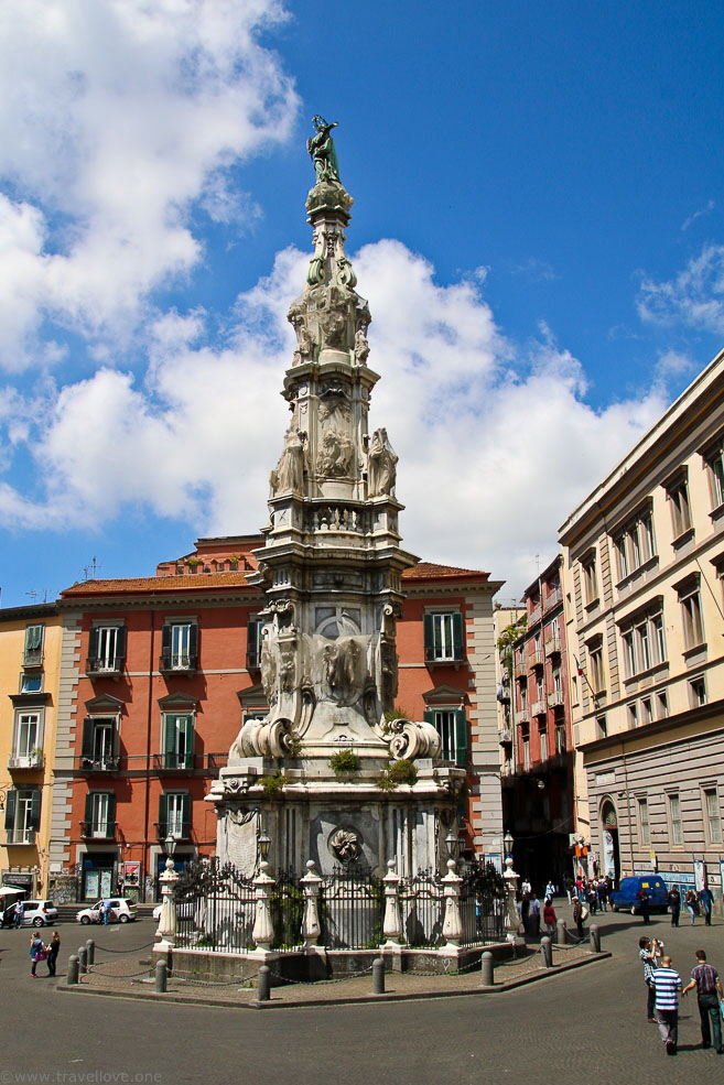 159 Naples Piazza Chiesa Gesu Nuovo