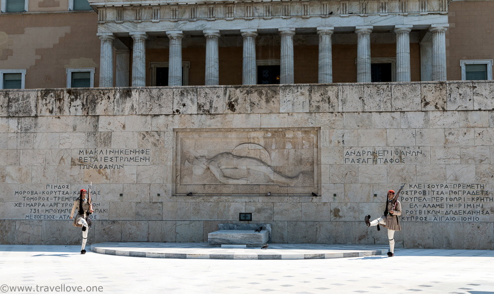 07 Athens Presidential Guards