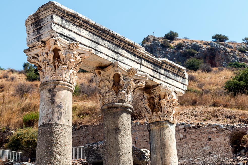 043 Ephesus Temple of Hadrian