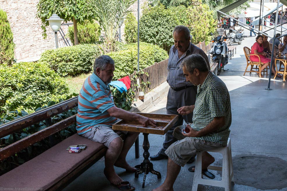 077 Kusadasi Men