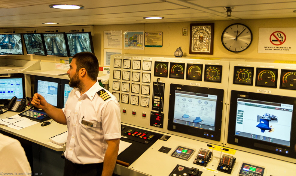 29 Celebrity Reflection Engine Control Room