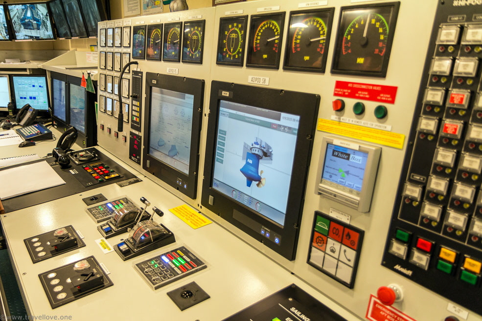 30 Celebrity Reflection Engine Control Room