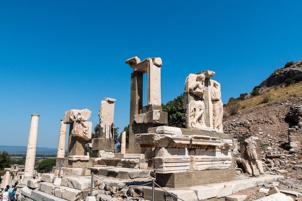 021 Ephesus Memmius Monument