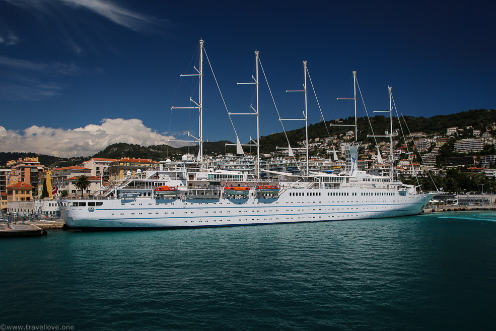 095 Wind Star in Nice